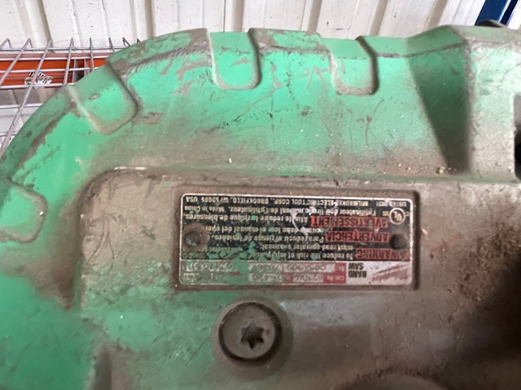 #4024-•-milwaukee-electric-portable-bandsaw-image-2