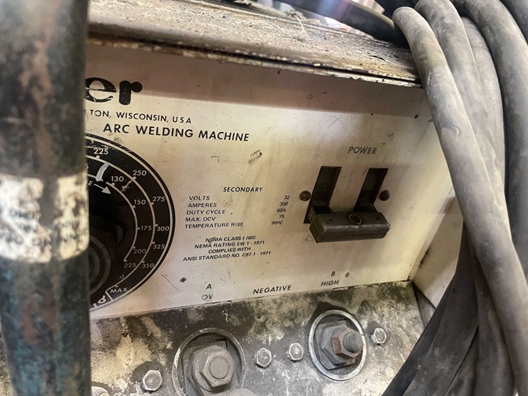 #4058-•-miller-welder-image-6
