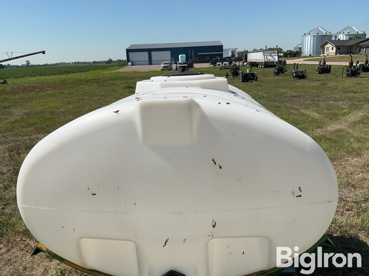 300-gal-poly-tank-image-14