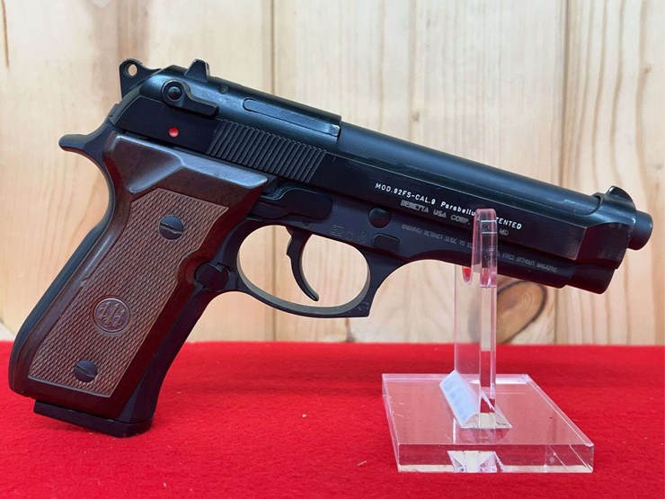 beretta-model-92fs-9mm-semiauto-pistol-image-5
