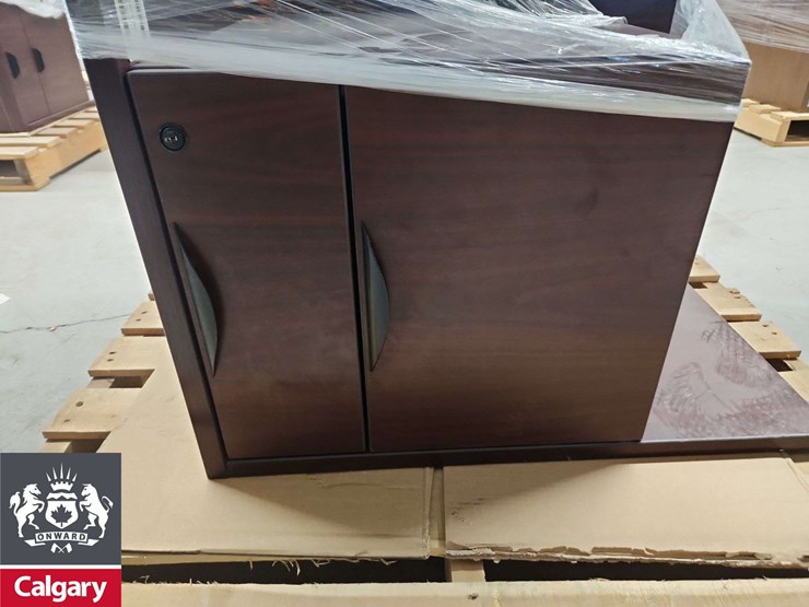 office-desk-image-2