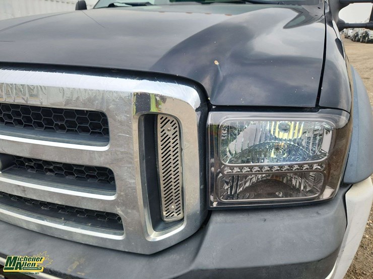 2006-ford-f450-image-35