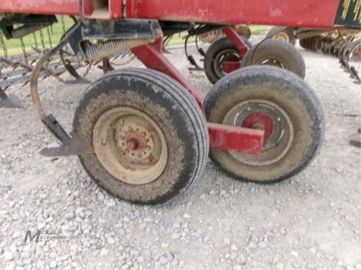 case-ih-4300-image-14