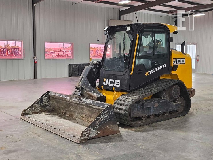 2021-jcb-3ts-8t-image-1