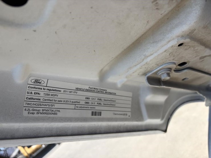 2011-ford-f250-image-9