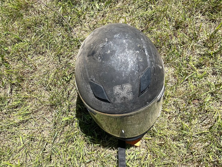 #3234-•-(2)-helmets-image-14