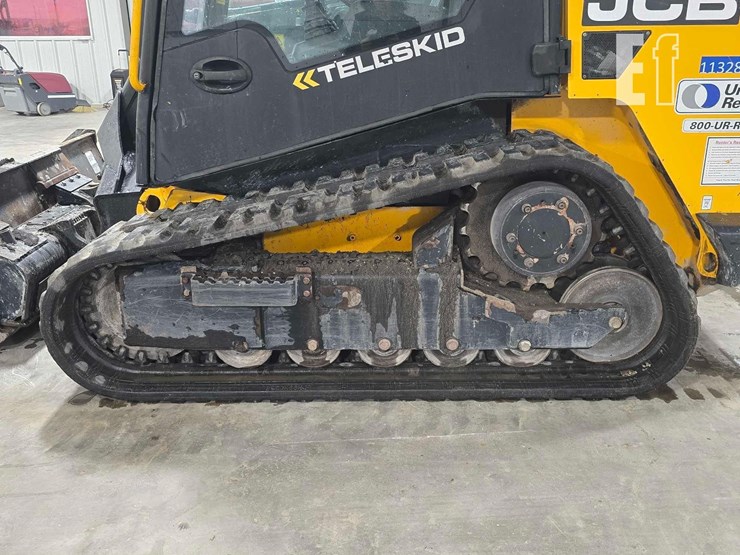 2021-jcb-3ts-8t-image-22