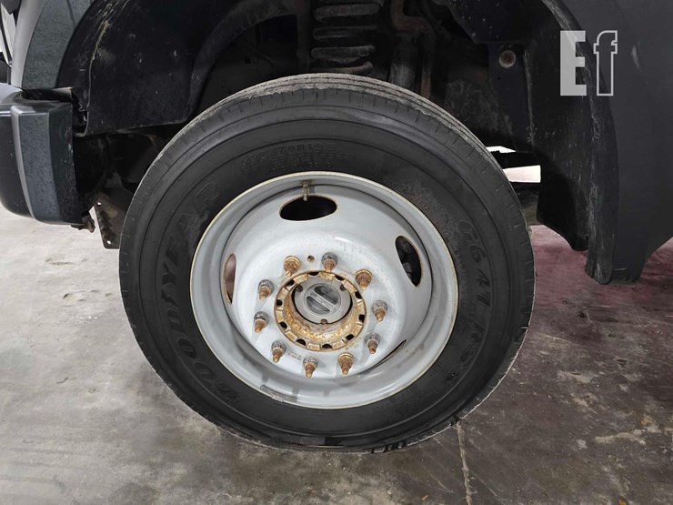 2008-ford-f550-image-22