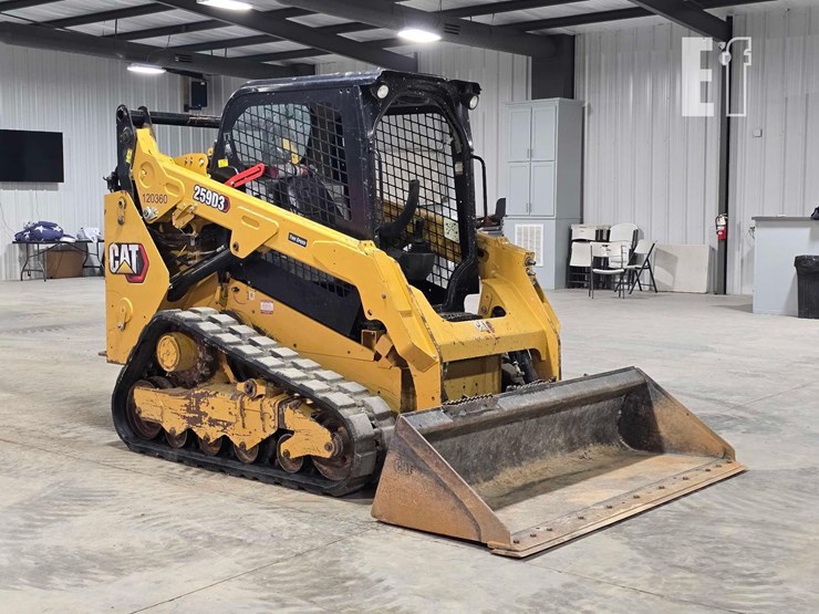 2021-caterpillar-259d3-image-2