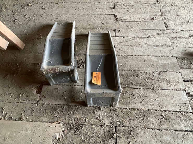 #2324-•-set-of-metal-car-ramps-image-5