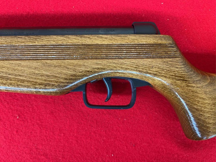 daisy-model-120-.177-caliber-pump-air-rifle-image-8