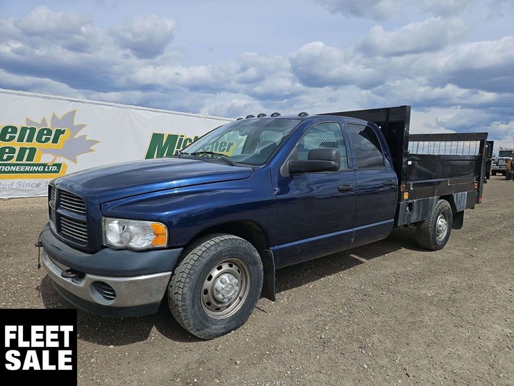 2004-dodge-ram-2500-image-1