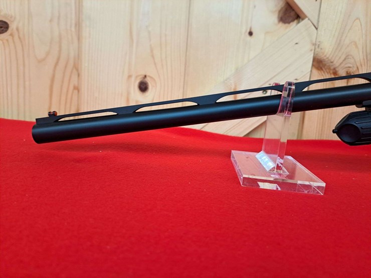 benelli-nova-20-gauge-pump-action-shotgun-image-2