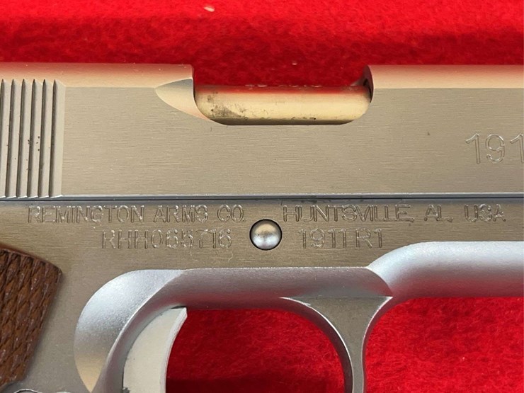 remington-model-1911-r1s-.45-acp-semiauto-pistol-image-11