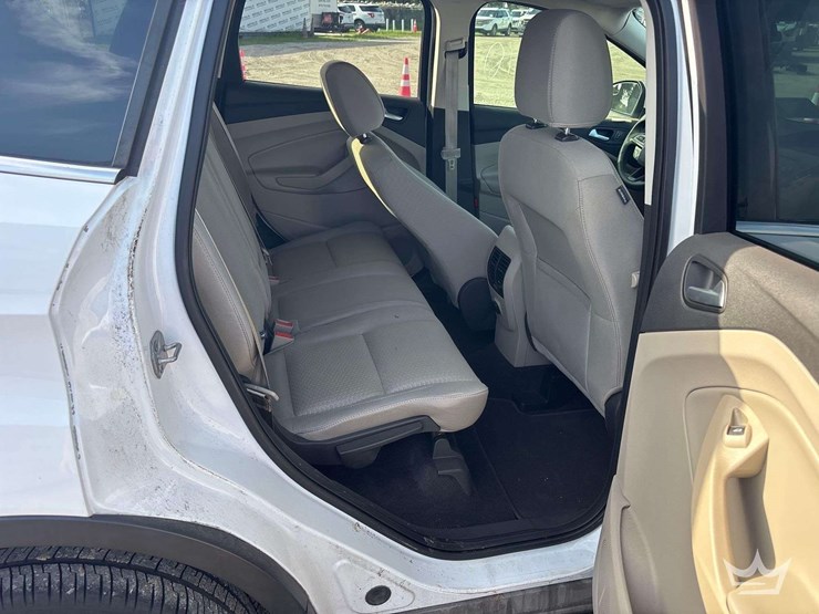 2017-ford-escape-image-25