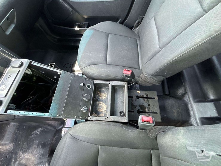 2018-ford-explorer-image-17