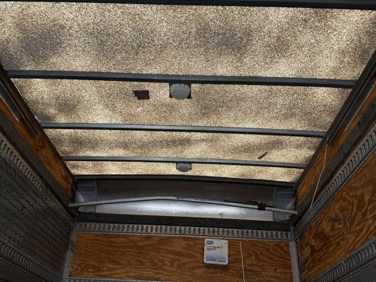 2001-gmc-w3500-image-18