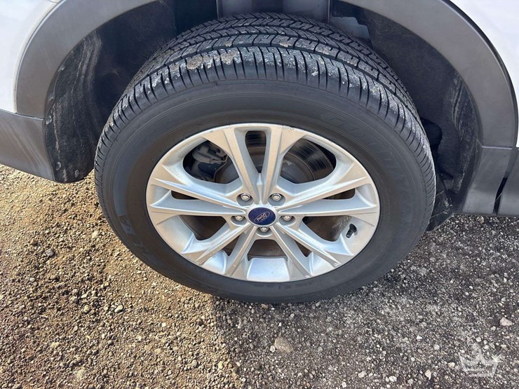 2017-ford-escape-image-27
