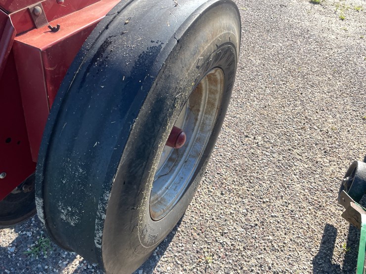 case-ih-5100-image-20