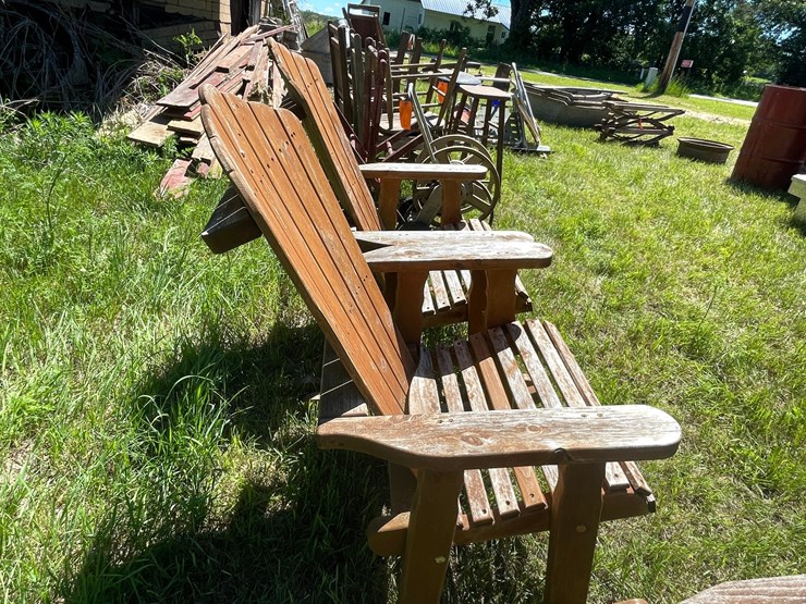 #3244-•-(2)-wood-rocking-chairs-image-4