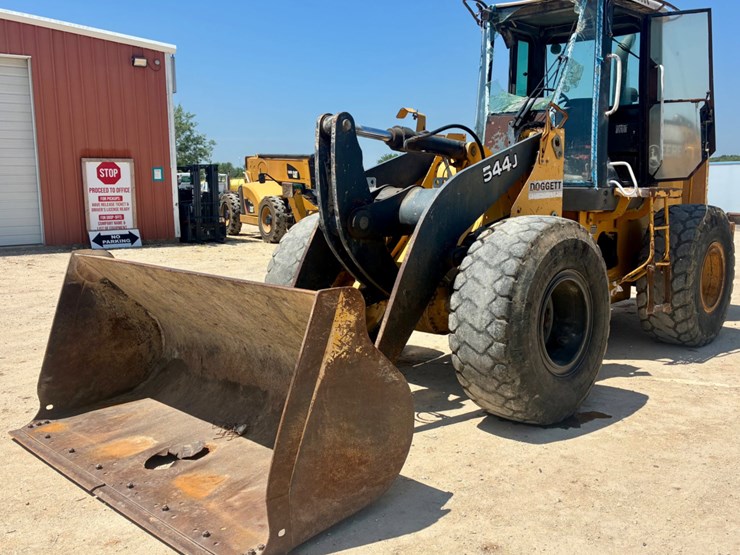 2005-deere-544j-image-1