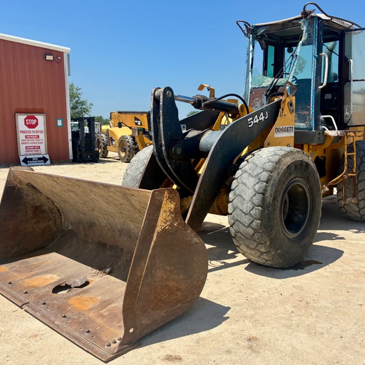 2005 DEERE 544J
