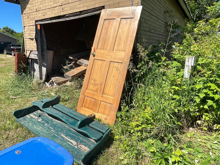 #3227-•-buggy-seat-and-solid-wood-door-image-3
