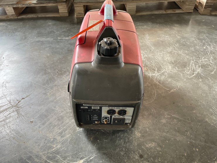 #5813-•-honda-eu2000-generator-image-5