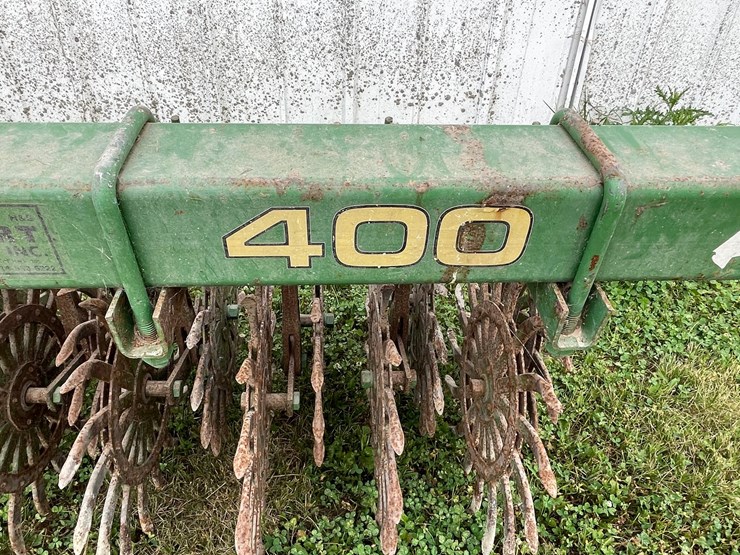john-deere-400-image-9