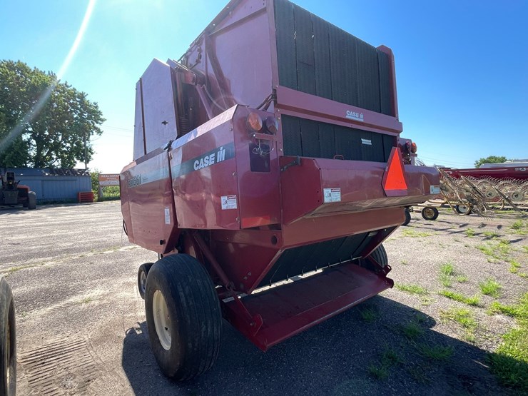 case-ih-rbx561-image-9