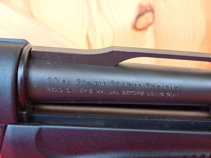 benelli-nova-20-gauge-pump-action-shotgun-image-14