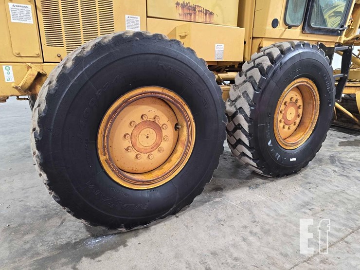 2003-caterpillar-12h-image-29