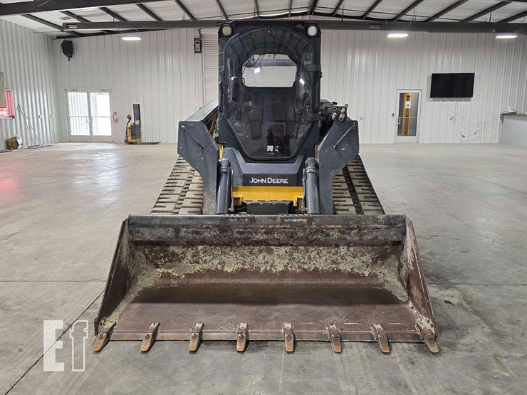 2012-deere-333d-image-7