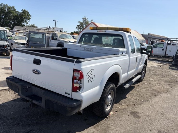 2011-ford-f250-image-3