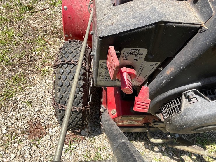 #3321-•-estate-28"-snow-blower-image-20