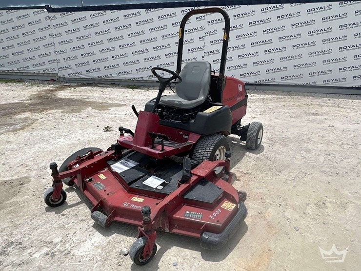 2015-toro-groundsmaster3280d-image-1
