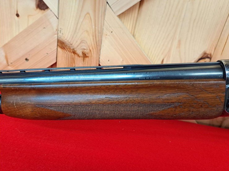 browning-a5-light-twelve-12-gauge-semiauto-shotgun-image-6