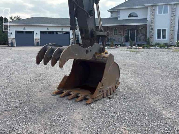 2013-deere-160g-lc-image-9
