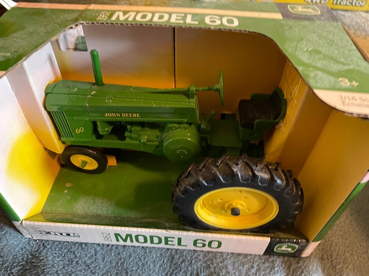 john-deere-60-image-6