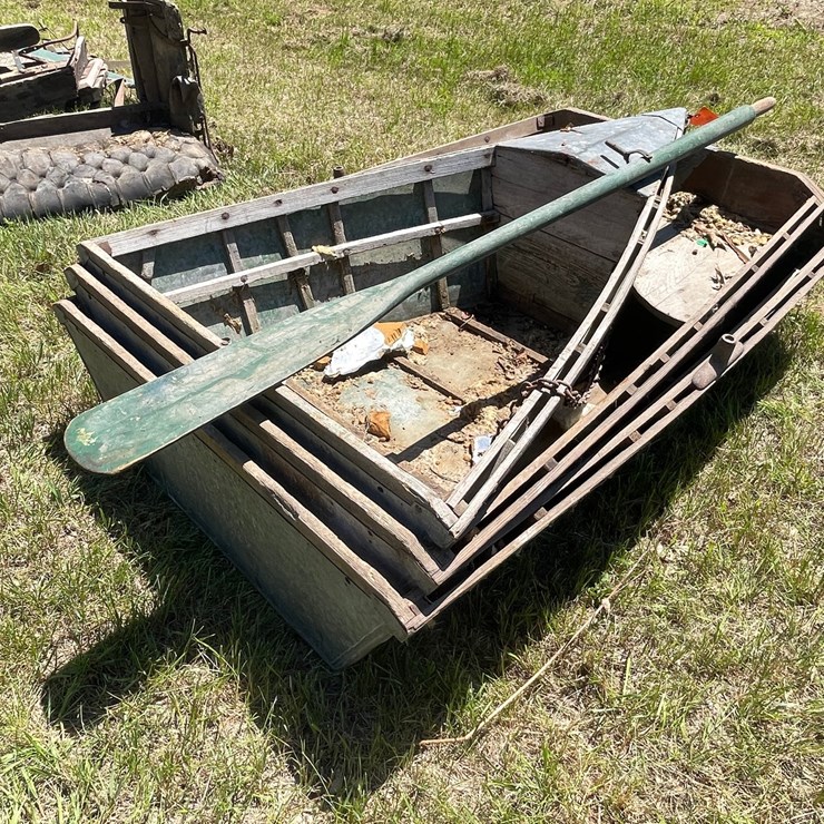 #3313 • Vintage (3) Piece Boat