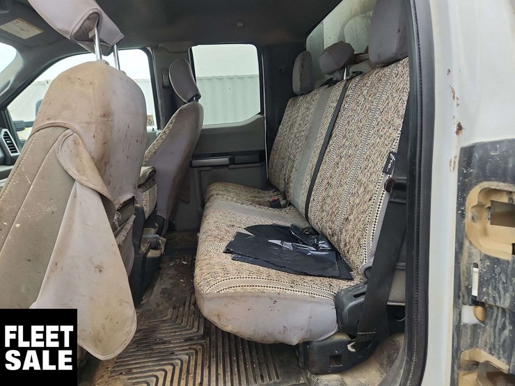 2020-ford-f550-image-13