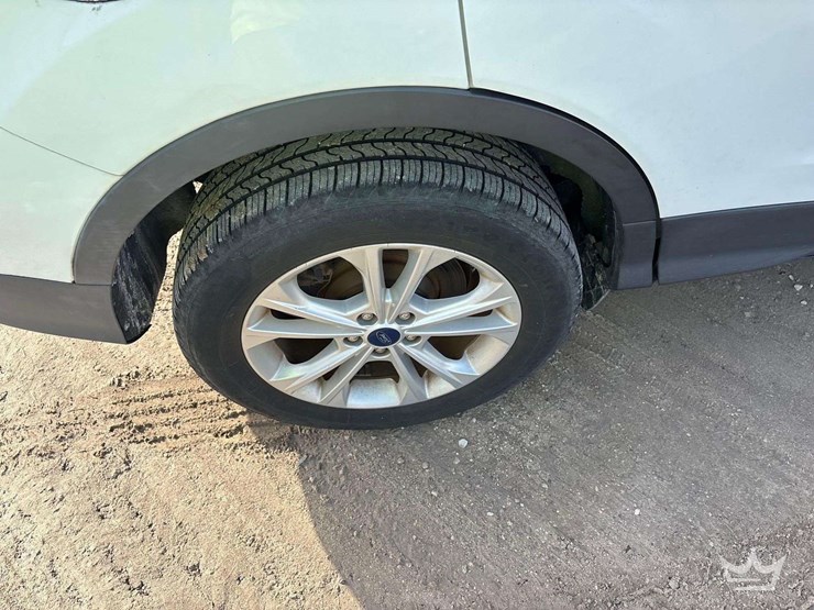 2017-ford-escape-image-25