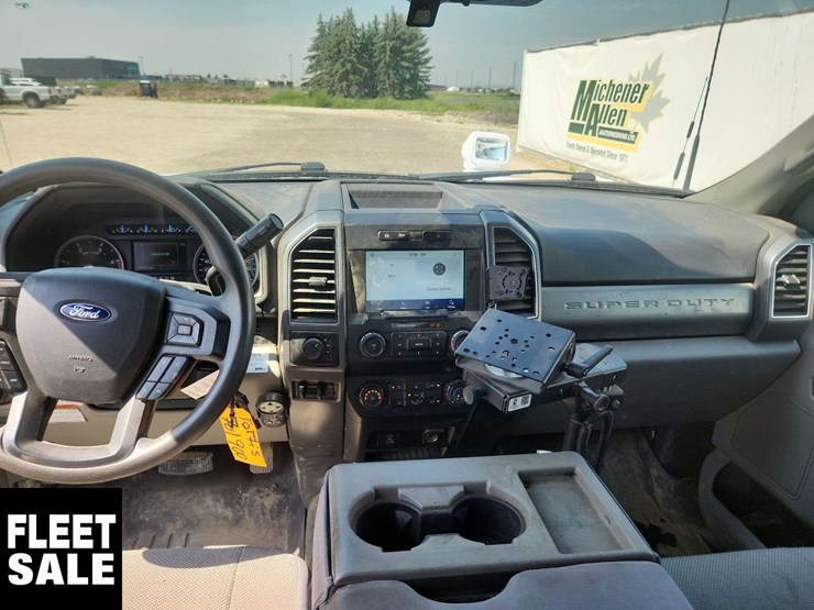 2022-ford-f550-image-19