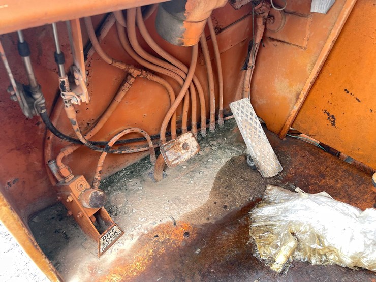 #1100-•-lull-highlander-ii-telehandler-image-54