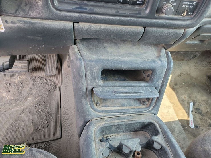 2001-gmc-sierra-3500-image-19