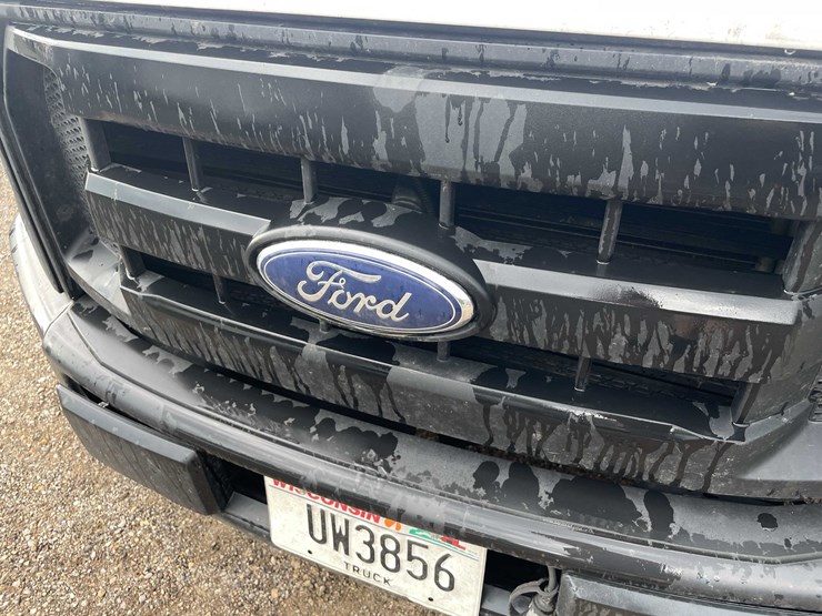 2017-ford-f150-xl-image-9