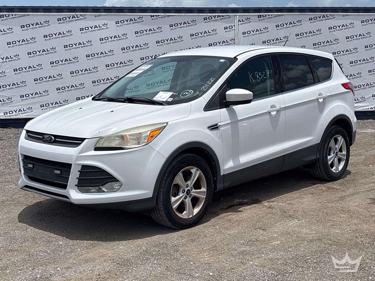 2014-ford-escape-image-1