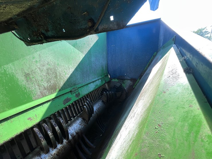 #1003-•-2009-6070-ag-bag-bagger-image-24