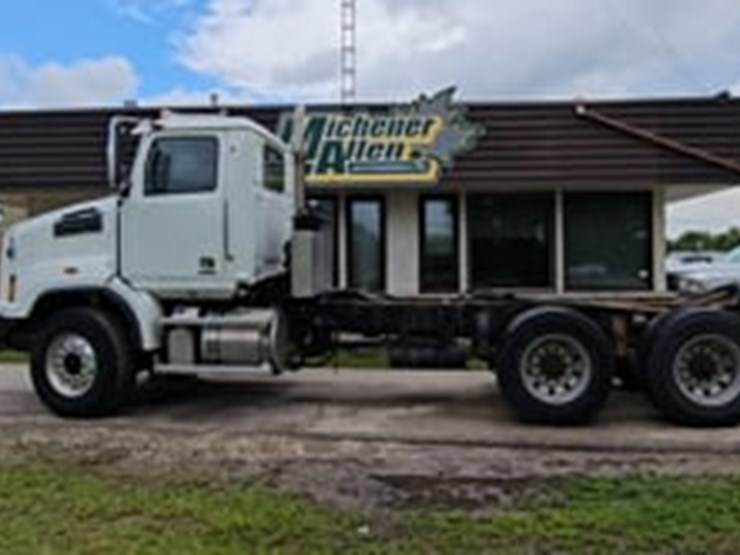 2014-western-star-4700-image-5