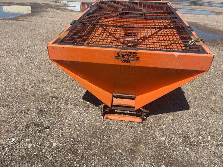 good-roads-2yd-"v"-box-image-5